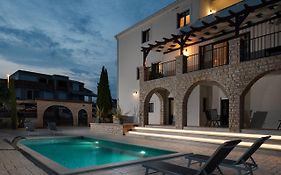 Villa Jalan
