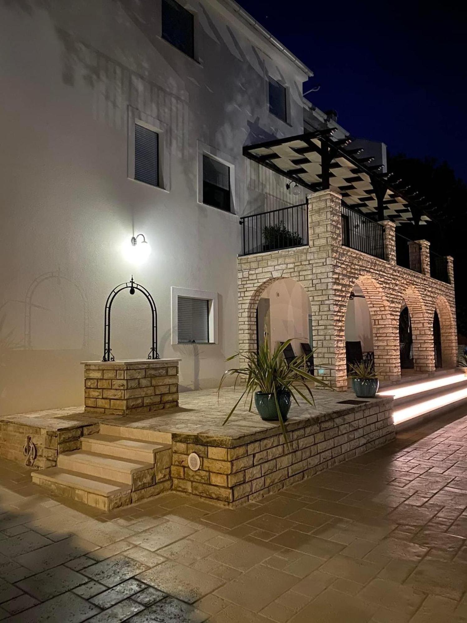 Villa Jalan Vrsi Zewnętrze zdjęcie