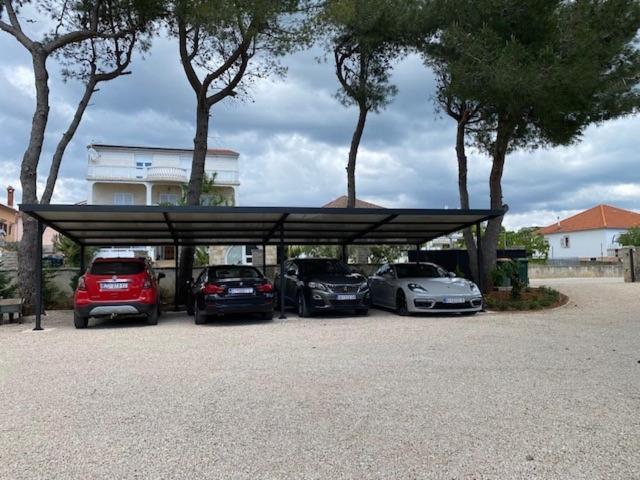 Villa Jalan Vrsi Zewnętrze zdjęcie